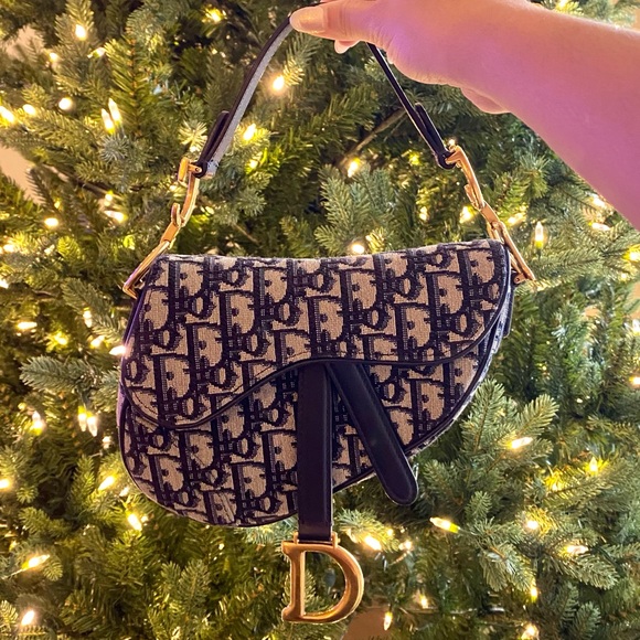 Holiday Sale🚨Authentic Dior saddle bag - Picture 4 of 10